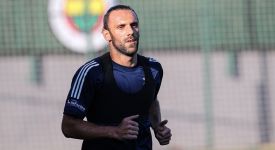 Vedat Muric, Fenerbahçe için İstanbul'a geliyor